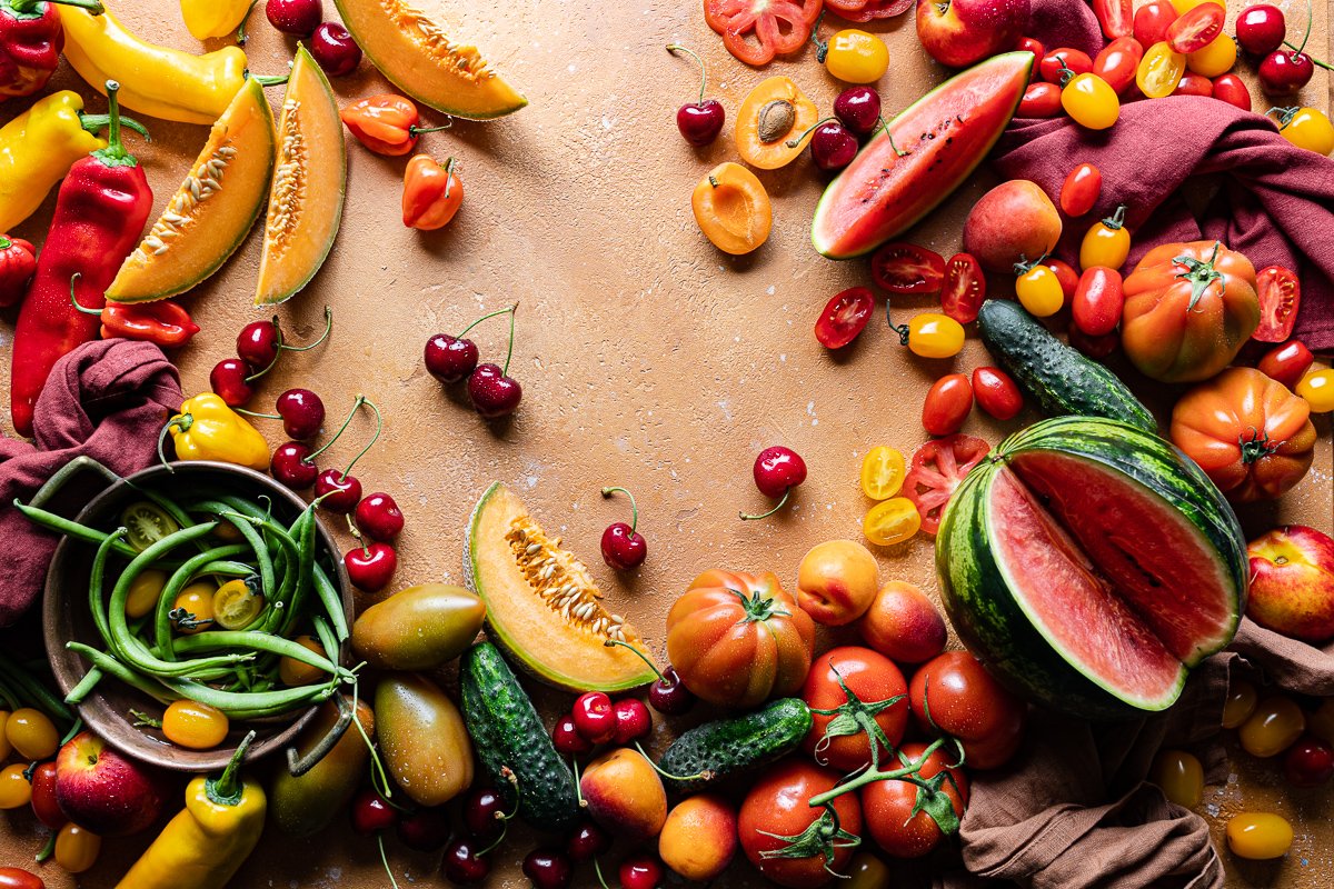 still life frutta e verdura estive - Chiara Gavioli Food Photography & Styling