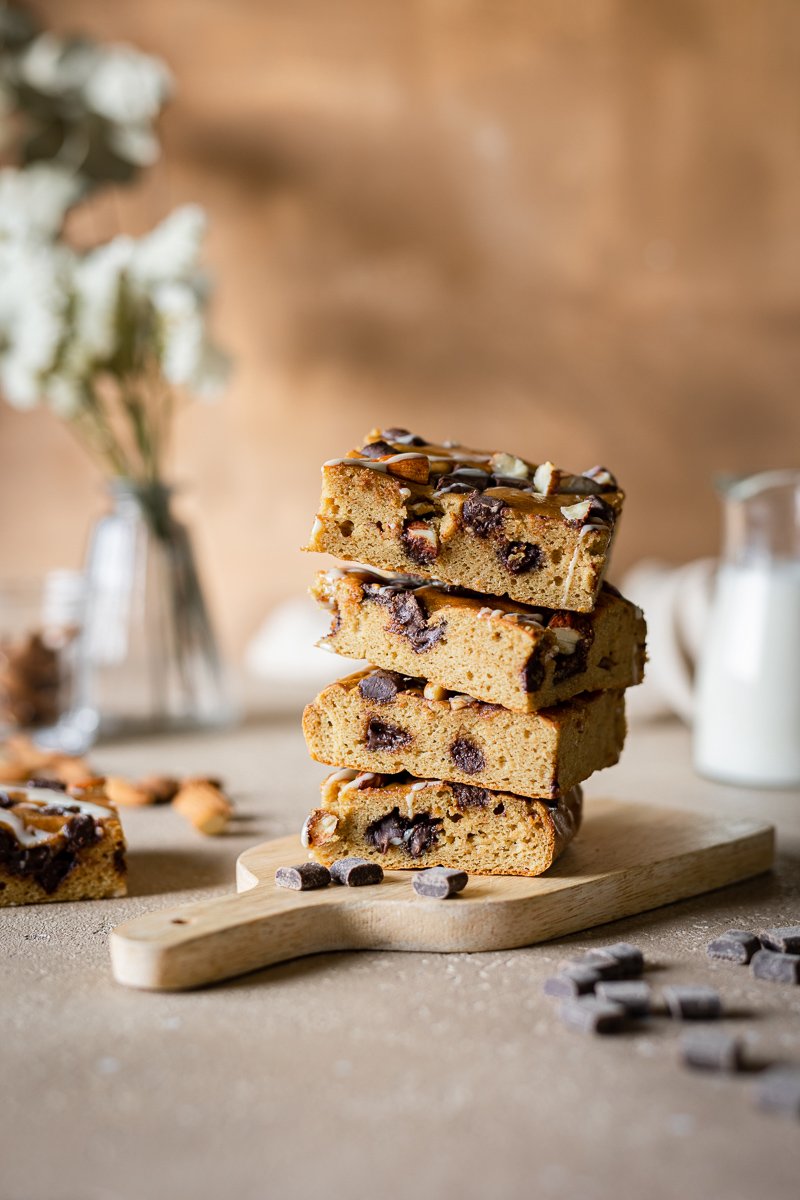 blondies - Chiara Gavioli Food Photography & Styling